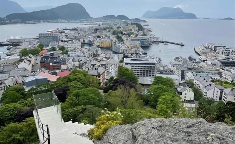 Koselig Garasjeloft! Langevag Exterior foto