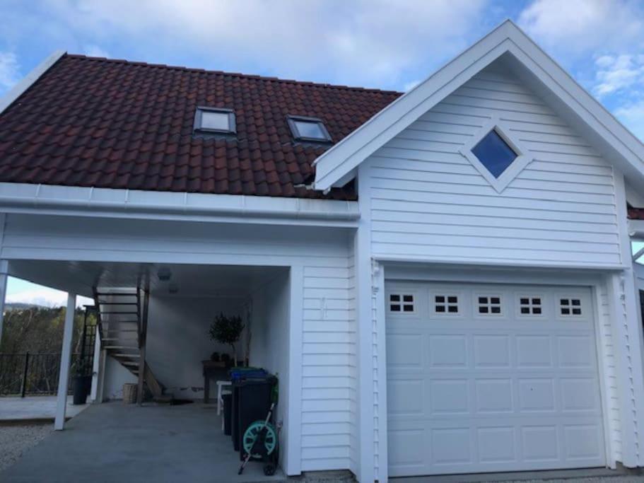 Koselig Garasjeloft! Langevag Exterior foto